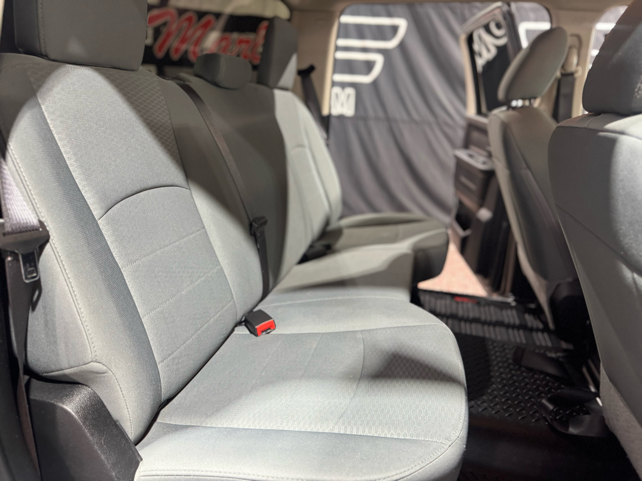 RAM 2500 Tradesman 4x4 Crew Cab 6'4" Box 2018