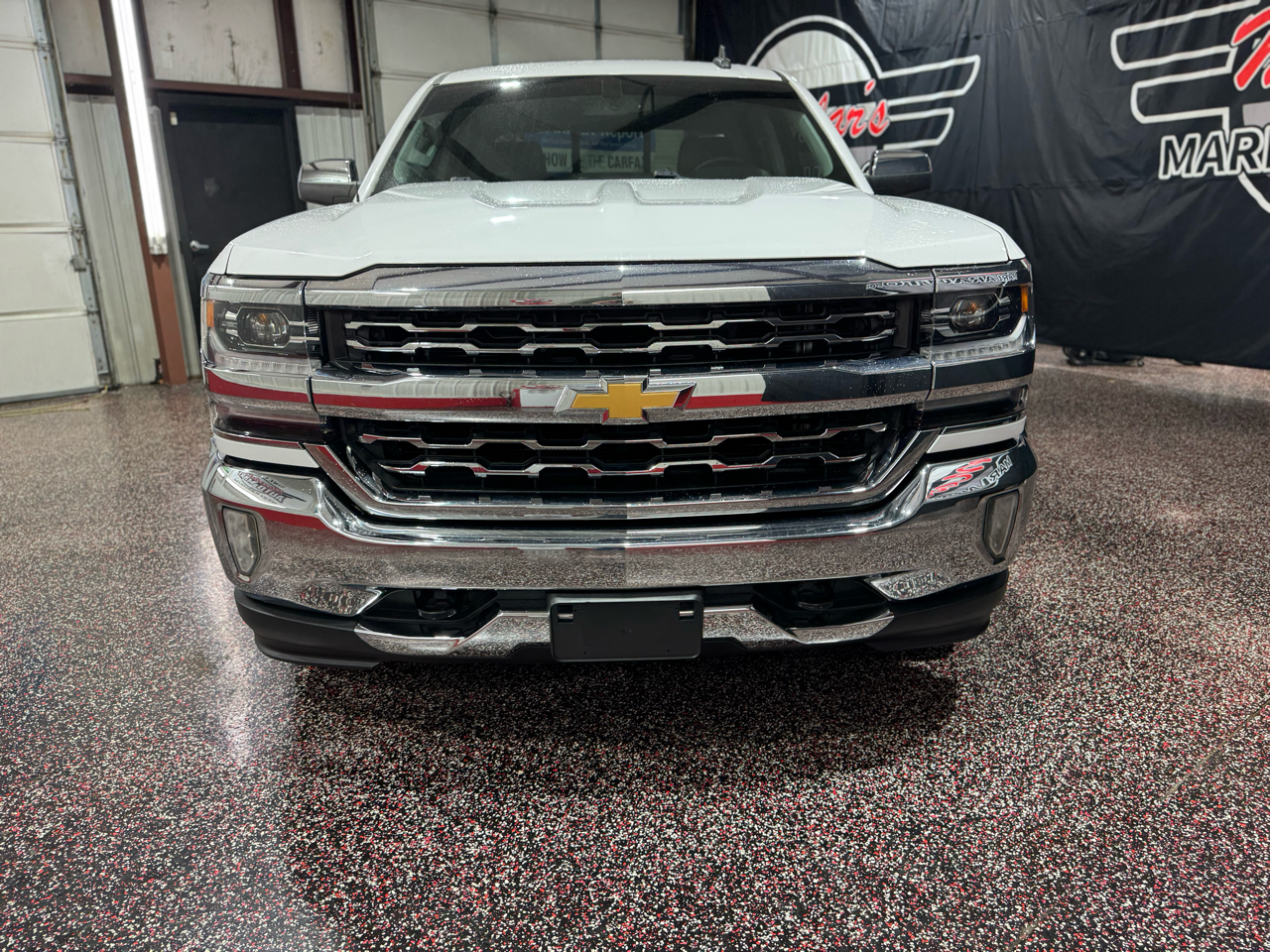 Chevrolet Silverado 1500 4WD Crew Cab 143.5" LTZ w/1LZ 2017
