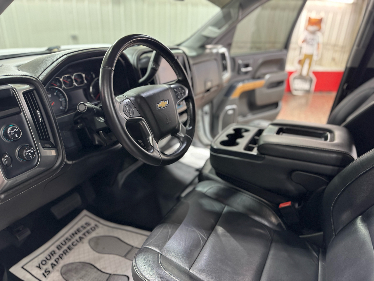 Chevrolet Silverado 1500 4WD Crew Cab 143.5" LTZ w/1LZ 2017