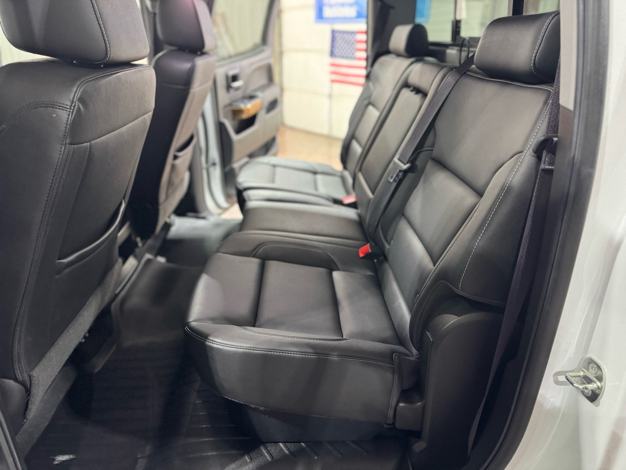 Chevrolet Silverado 1500 4WD Crew Cab 143.5" LTZ w/1LZ 2017