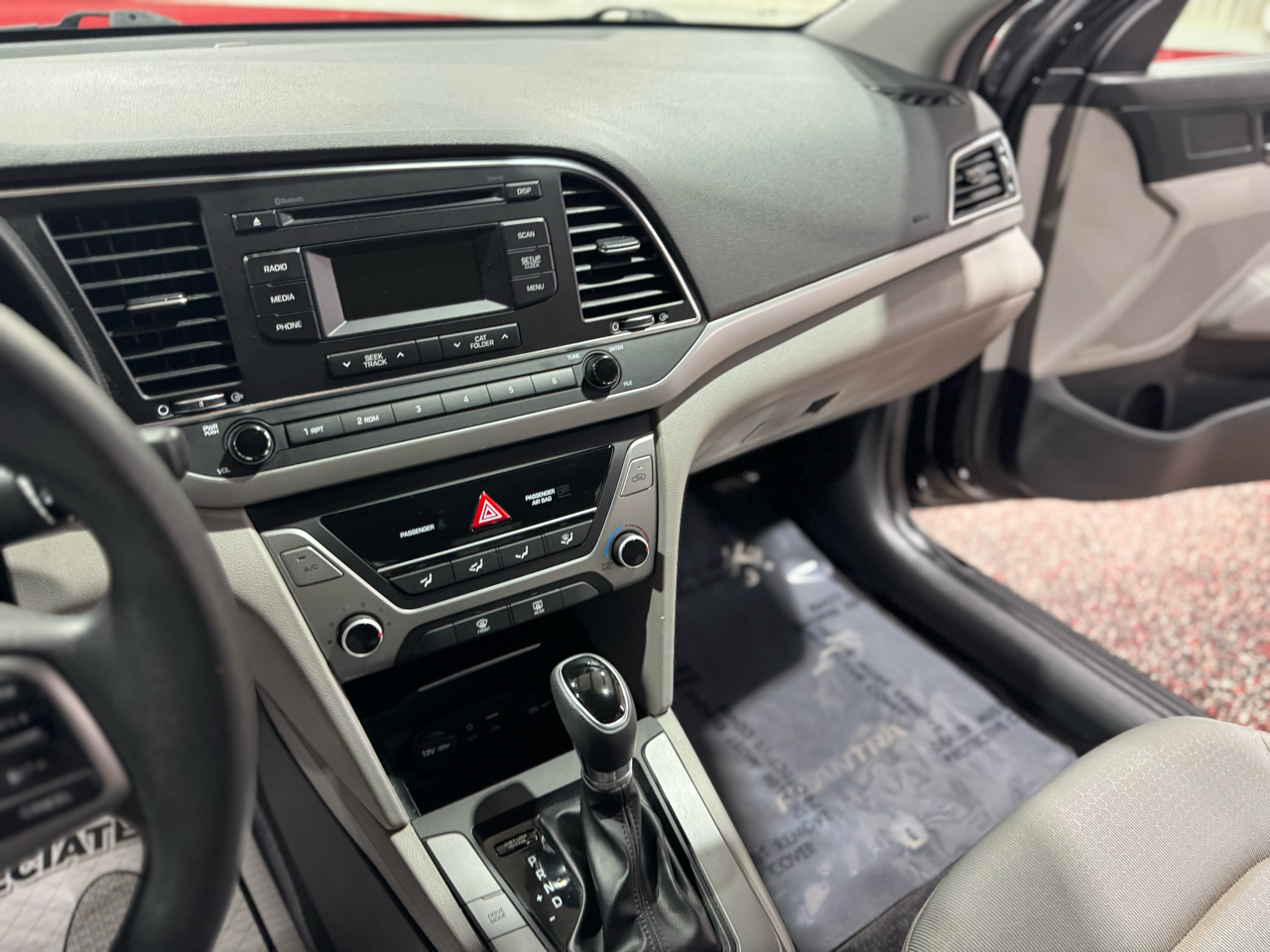 Hyundai Elantra SE 2.0L Auto (Ulsan Plant) 2017