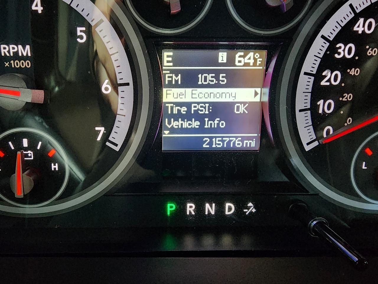 Dodge 1500 4WD Crew Cab 140.5" Laramie Longhorn 2012