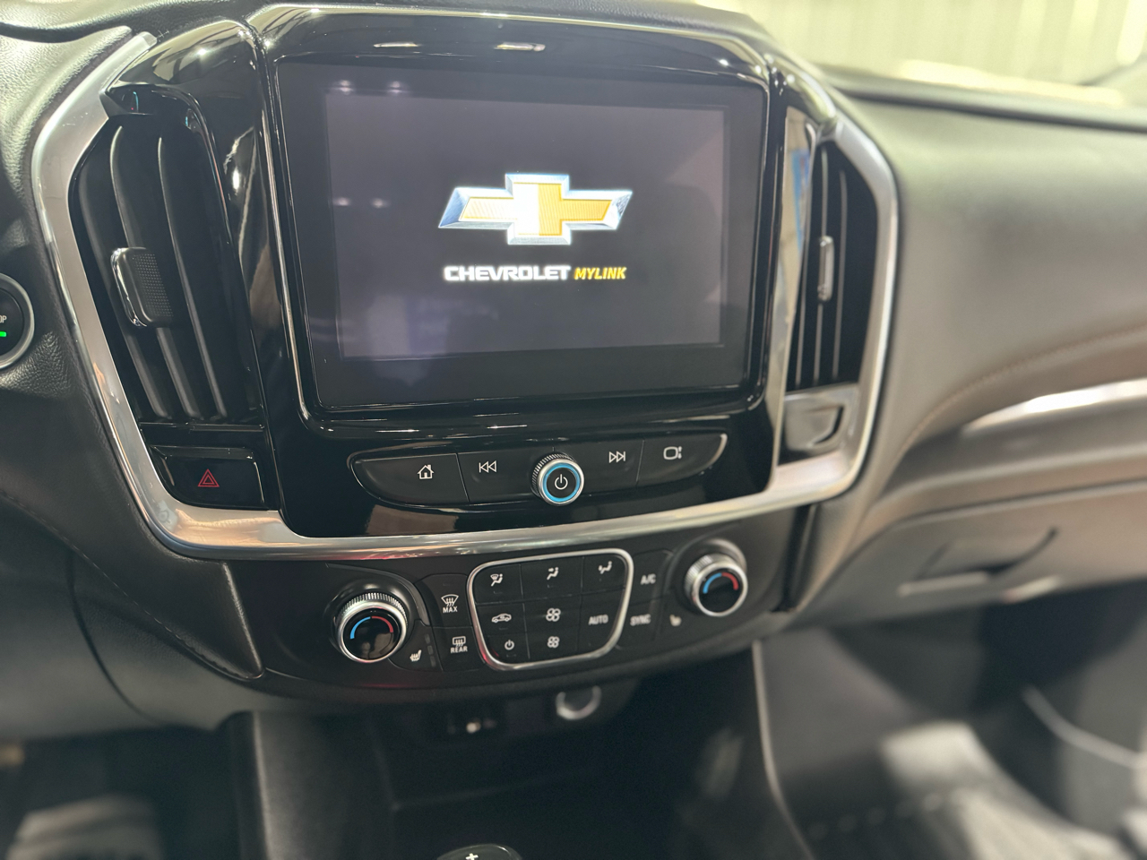 Chevrolet Traverse AWD 4dr LT Cloth w/1LT 2018