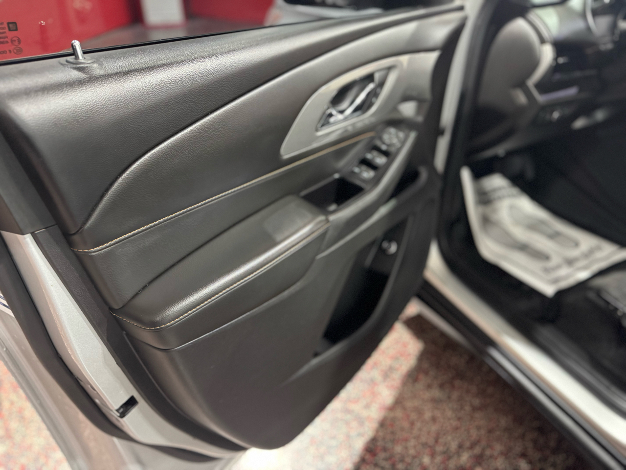 Chevrolet Traverse AWD 4dr LT Cloth w/1LT 2018