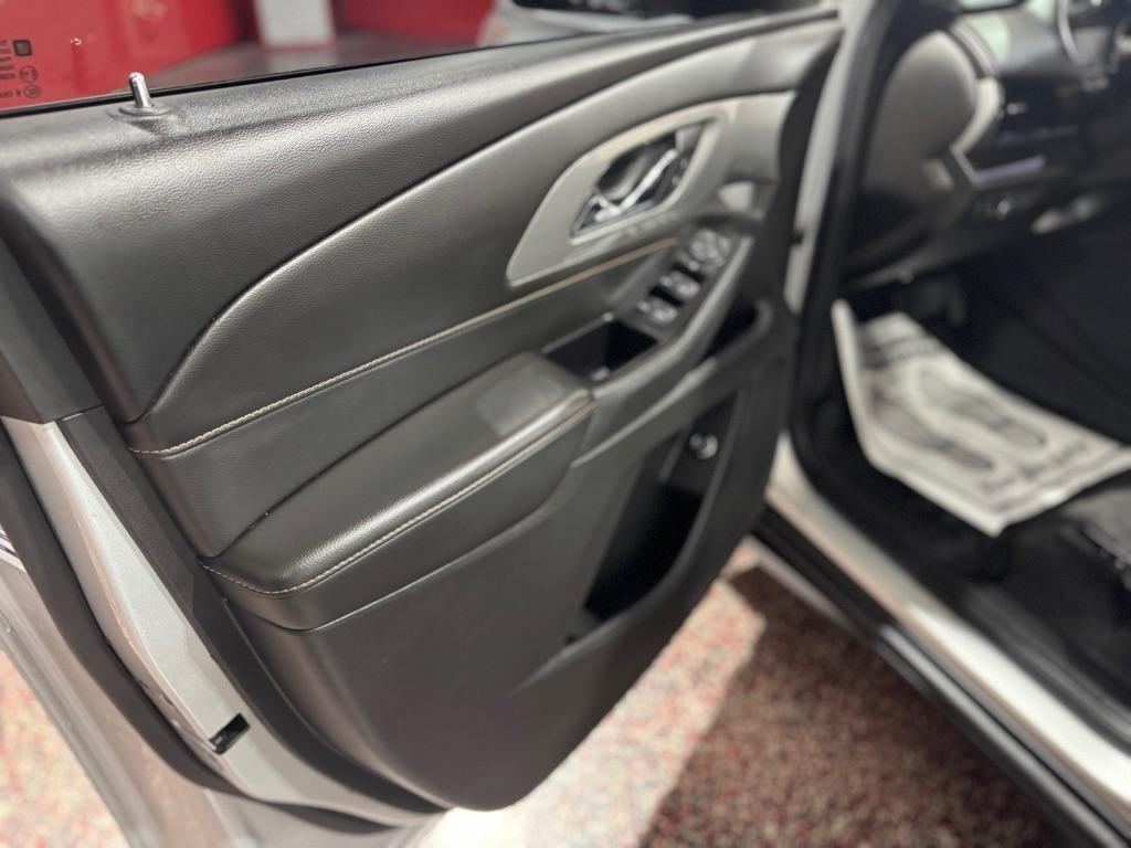 Chevrolet Traverse AWD 4dr LT Cloth w/1LT 2018