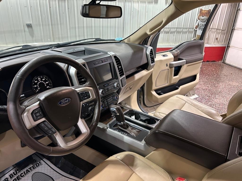 Ford F-150 SuperCrew 150" Lariat 2018