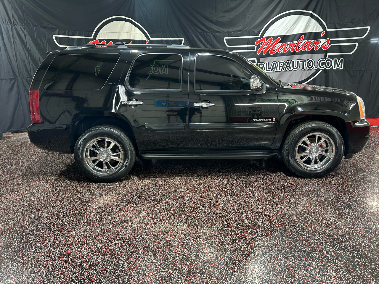 GMC Yukon 2WD 4dr 1500 SLT 2007
