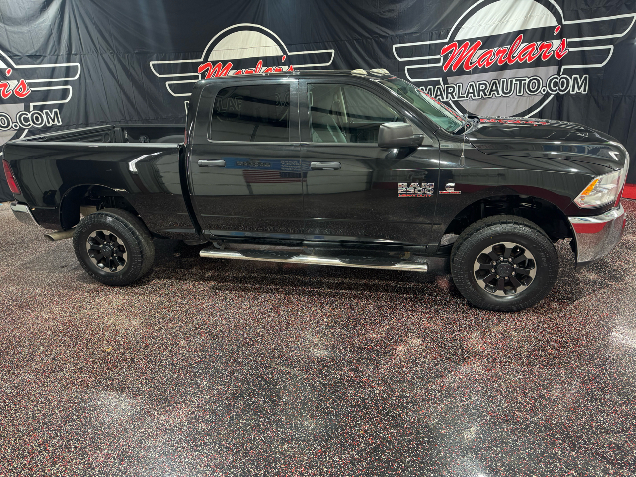 RAM 2500 Tradesman 4x4 Crew Cab 6'4" Box 2018