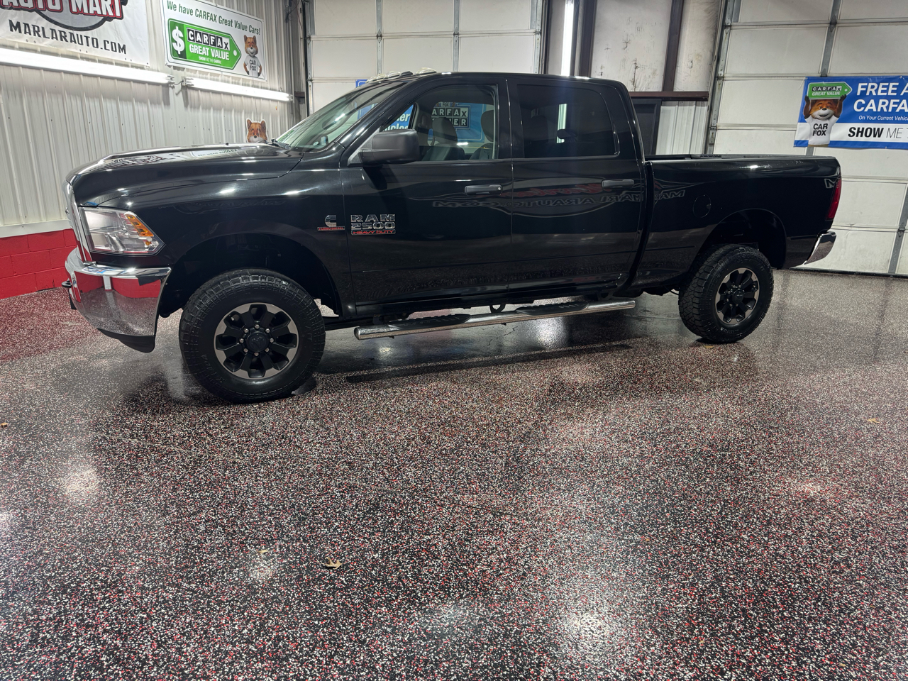 RAM 2500 Tradesman 4x4 Crew Cab 6'4" Box 2018