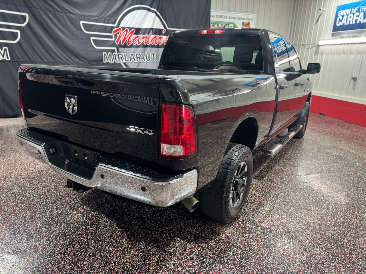 RAM 2500 Tradesman 4x4 Crew Cab 6'4" Box 2018