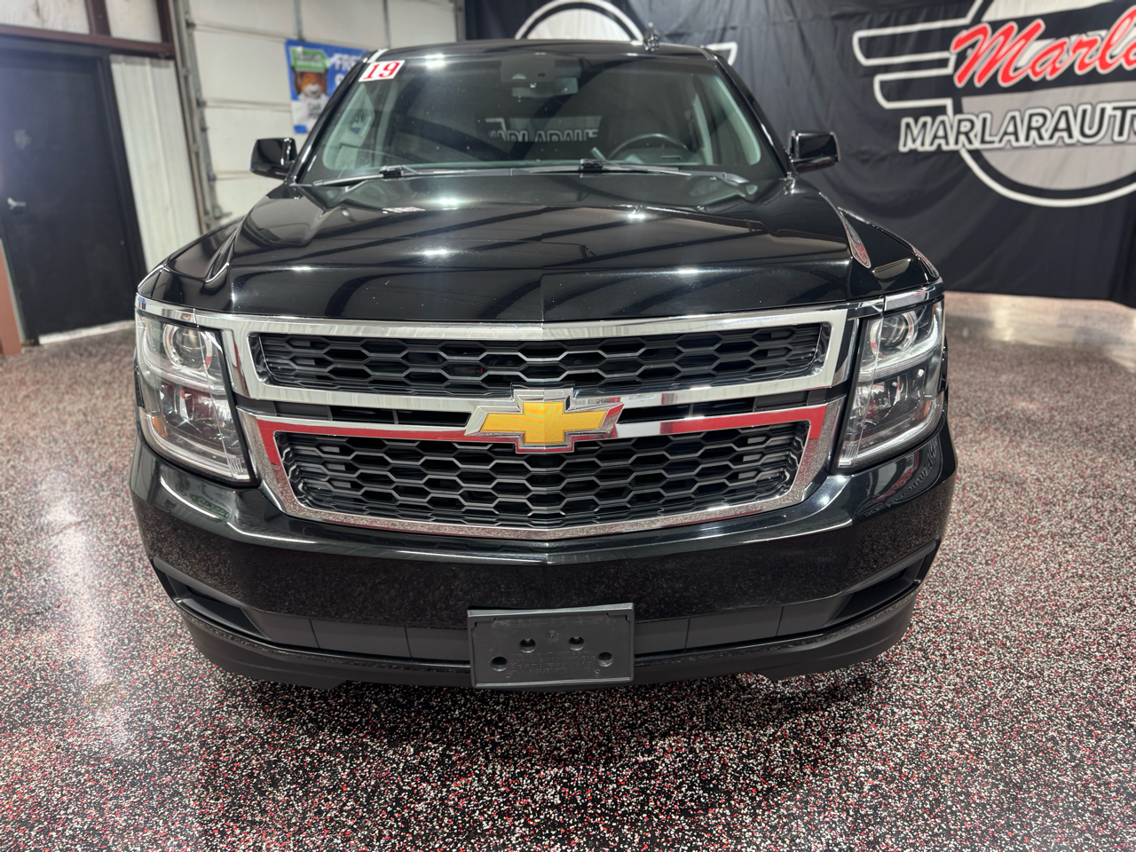 Chevrolet Suburban 4WD 4dr 1500 LT 2019