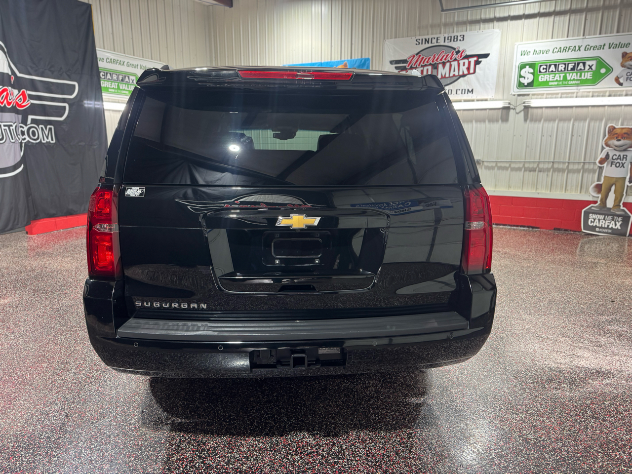 Chevrolet Suburban 4WD 4dr 1500 LT 2019