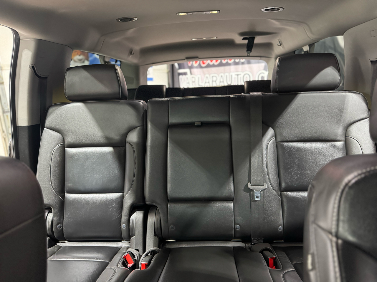 Chevrolet Suburban 4WD 4dr 1500 LT 2019