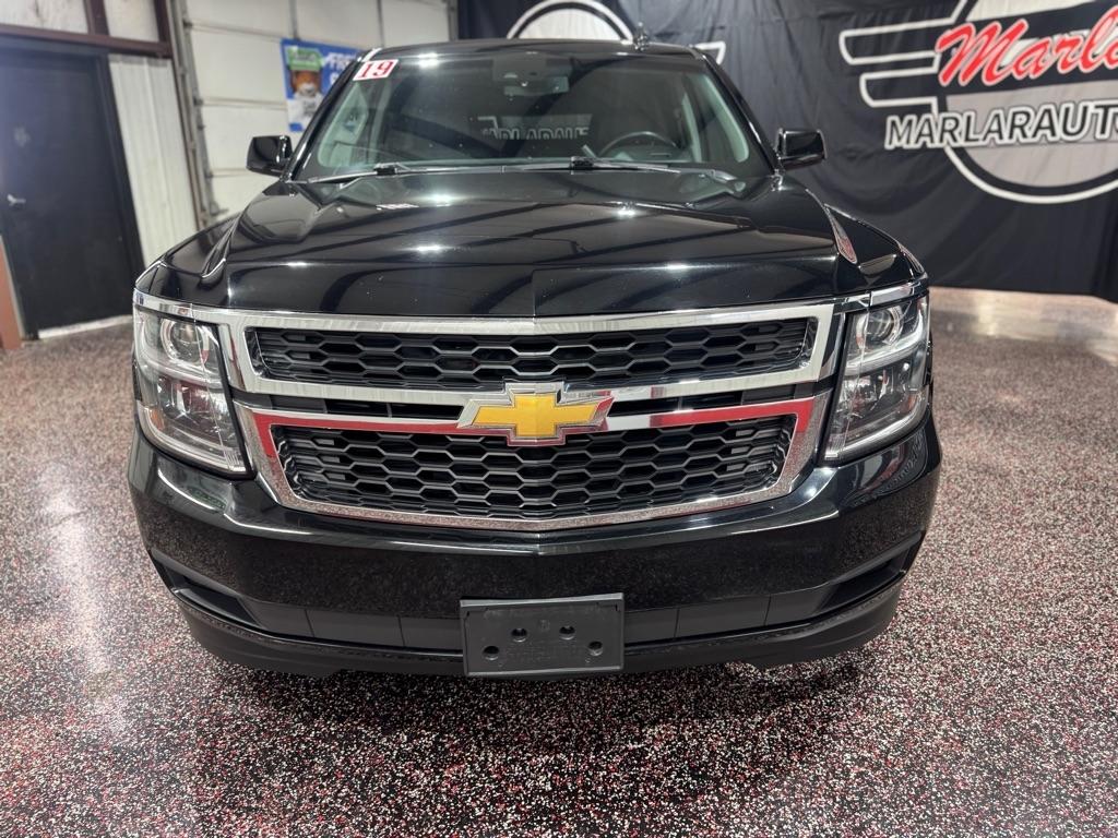 Chevrolet Suburban 4WD 4dr 1500 LT 2019