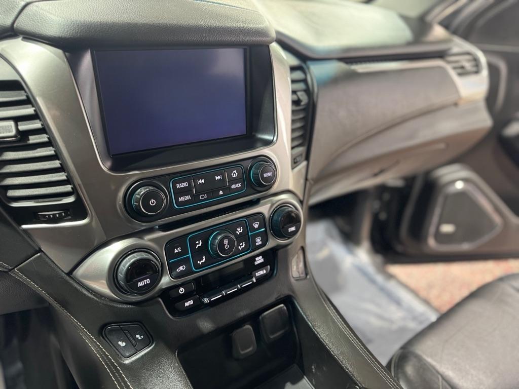 Chevrolet Suburban 4WD 4dr 1500 LT 2019