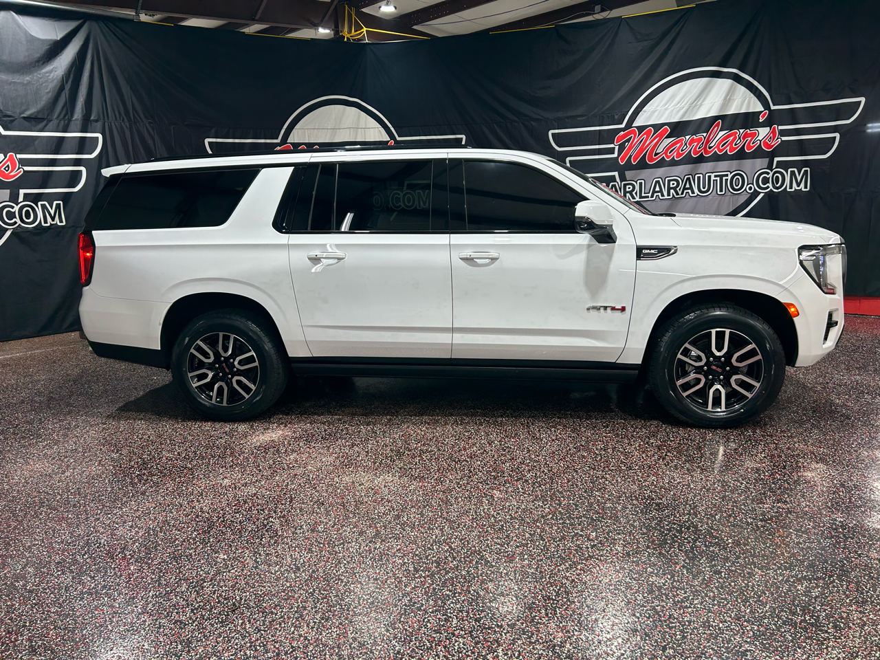 GMC Yukon XL 4WD 4dr AT4 2023