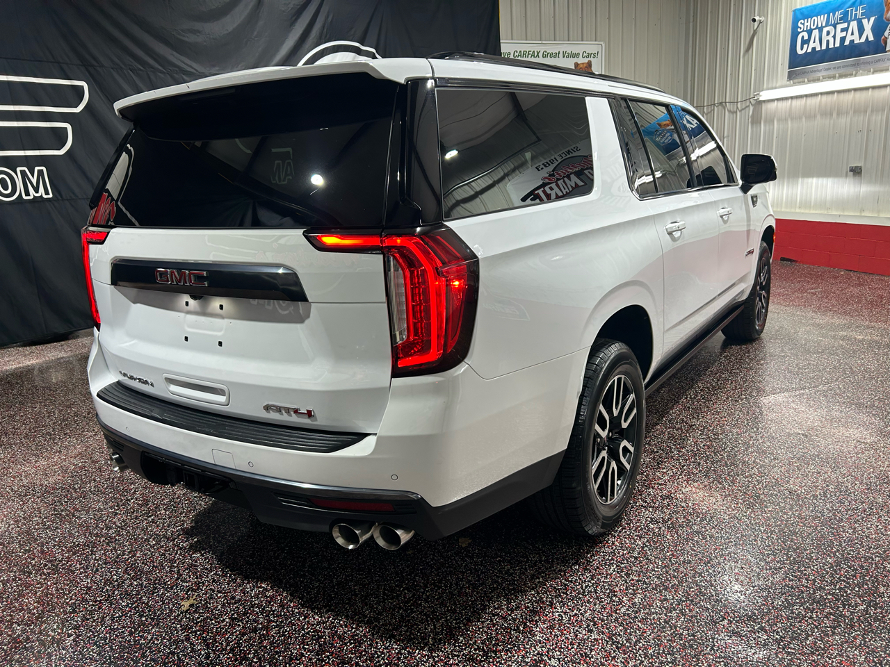 GMC Yukon XL 4WD 4dr AT4 2023