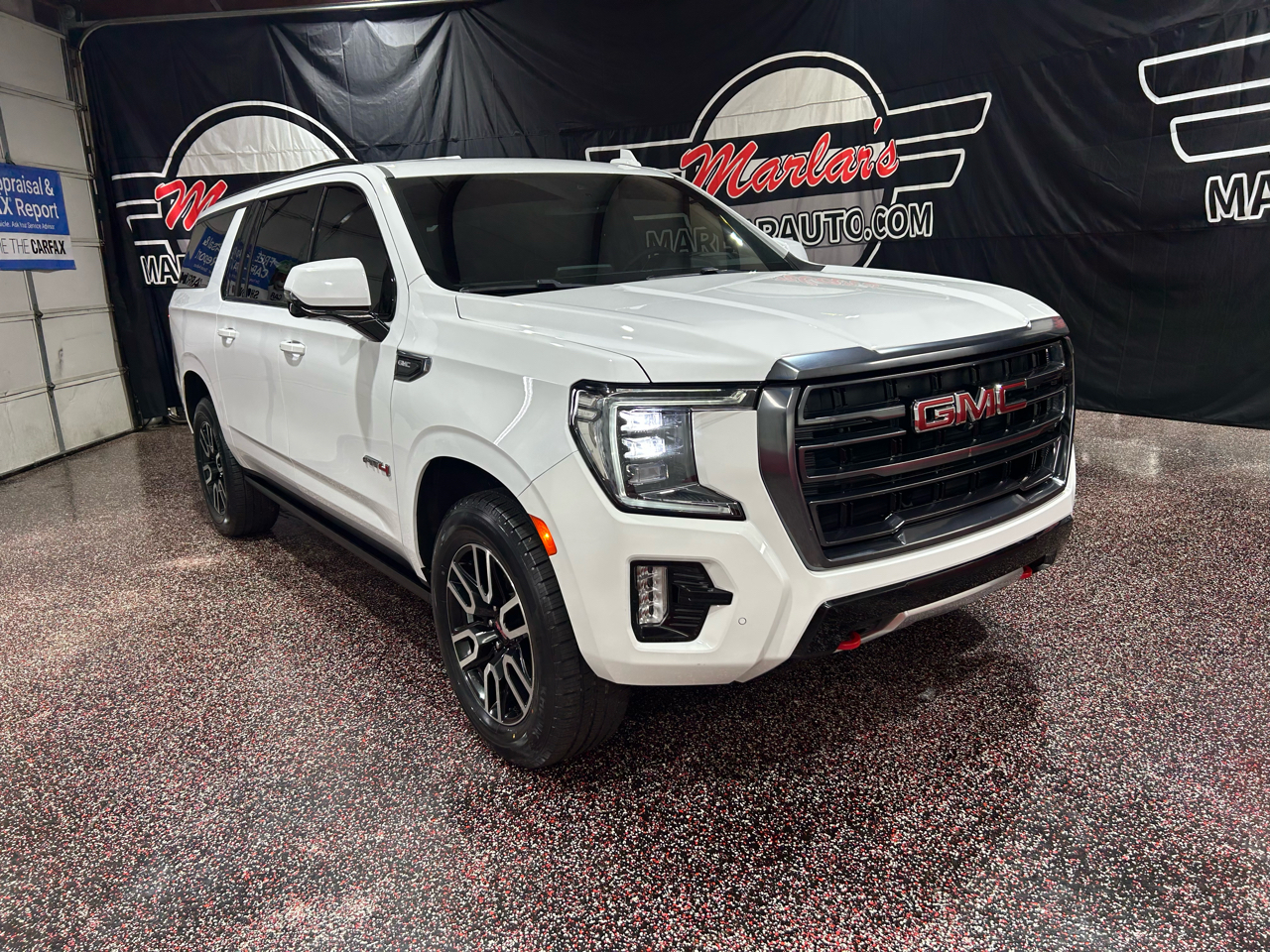 GMC Yukon XL 4WD 4dr AT4 2023