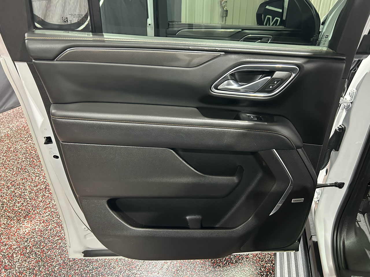 GMC Yukon XL 4WD 4dr AT4 2023