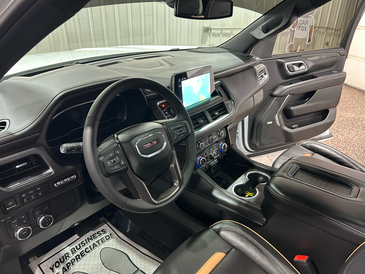 GMC Yukon XL 4WD 4dr AT4 2023