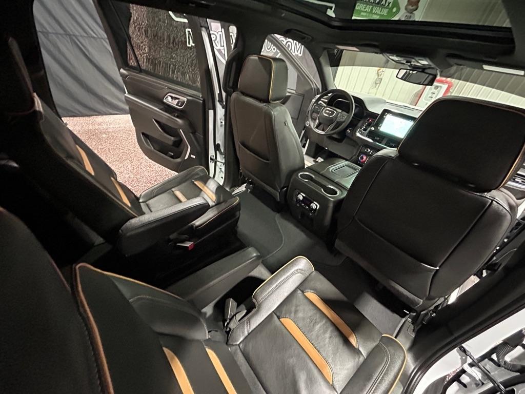 GMC Yukon XL 4WD 4dr AT4 2023