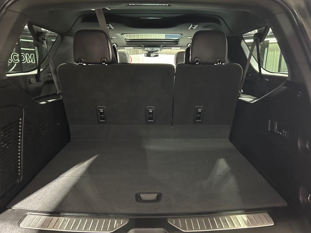 GMC Yukon XL 4WD 4dr AT4 2023