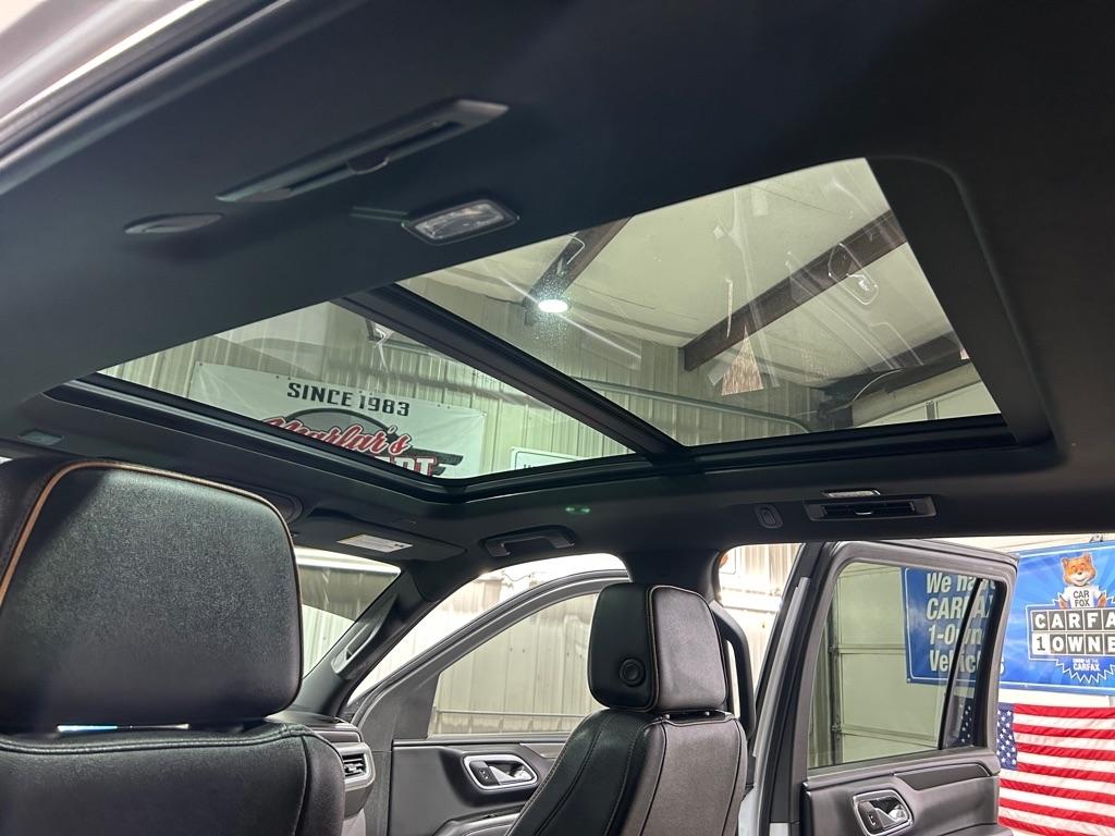 GMC Yukon XL 4WD 4dr AT4 2023