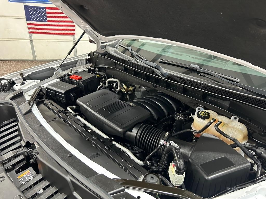 GMC Yukon XL 4WD 4dr AT4 2023