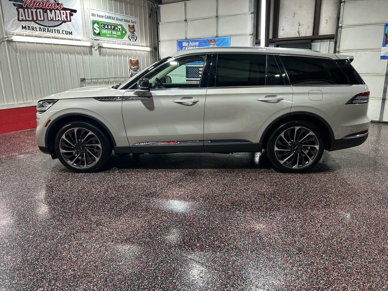 Lincoln Aviator Reserve AWD 2021