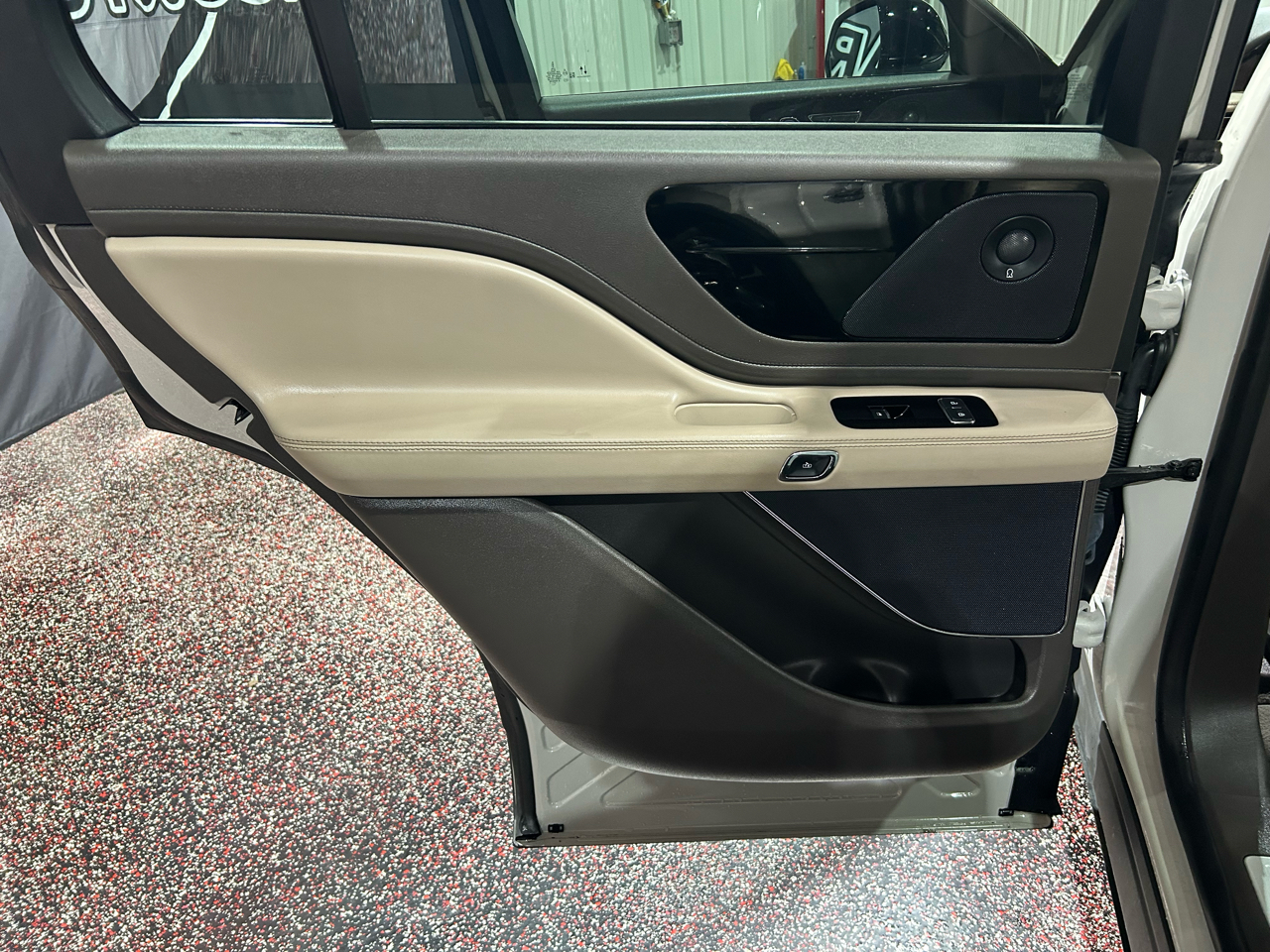 Lincoln Aviator Reserve AWD 2021