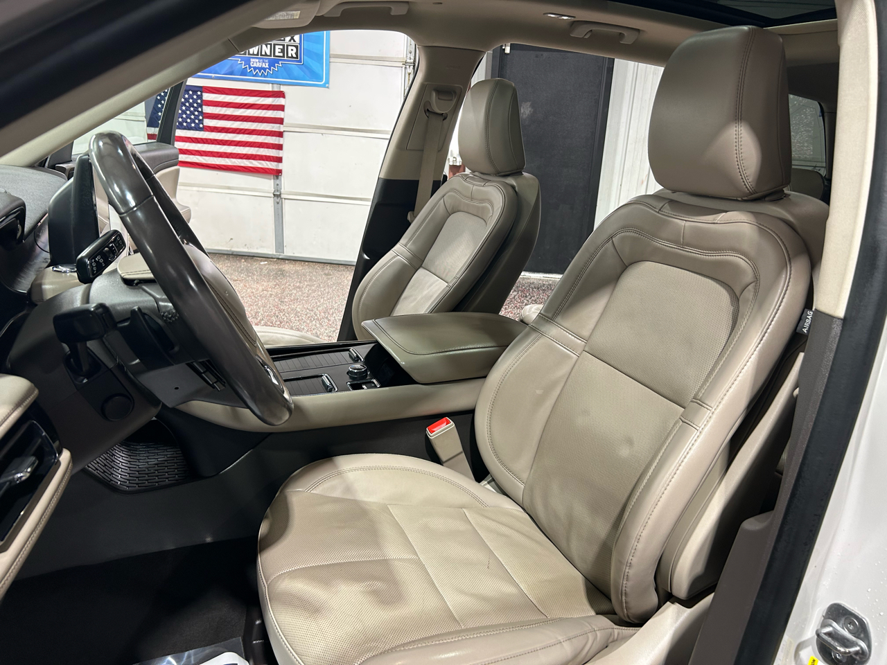 Lincoln Aviator Reserve AWD 2021