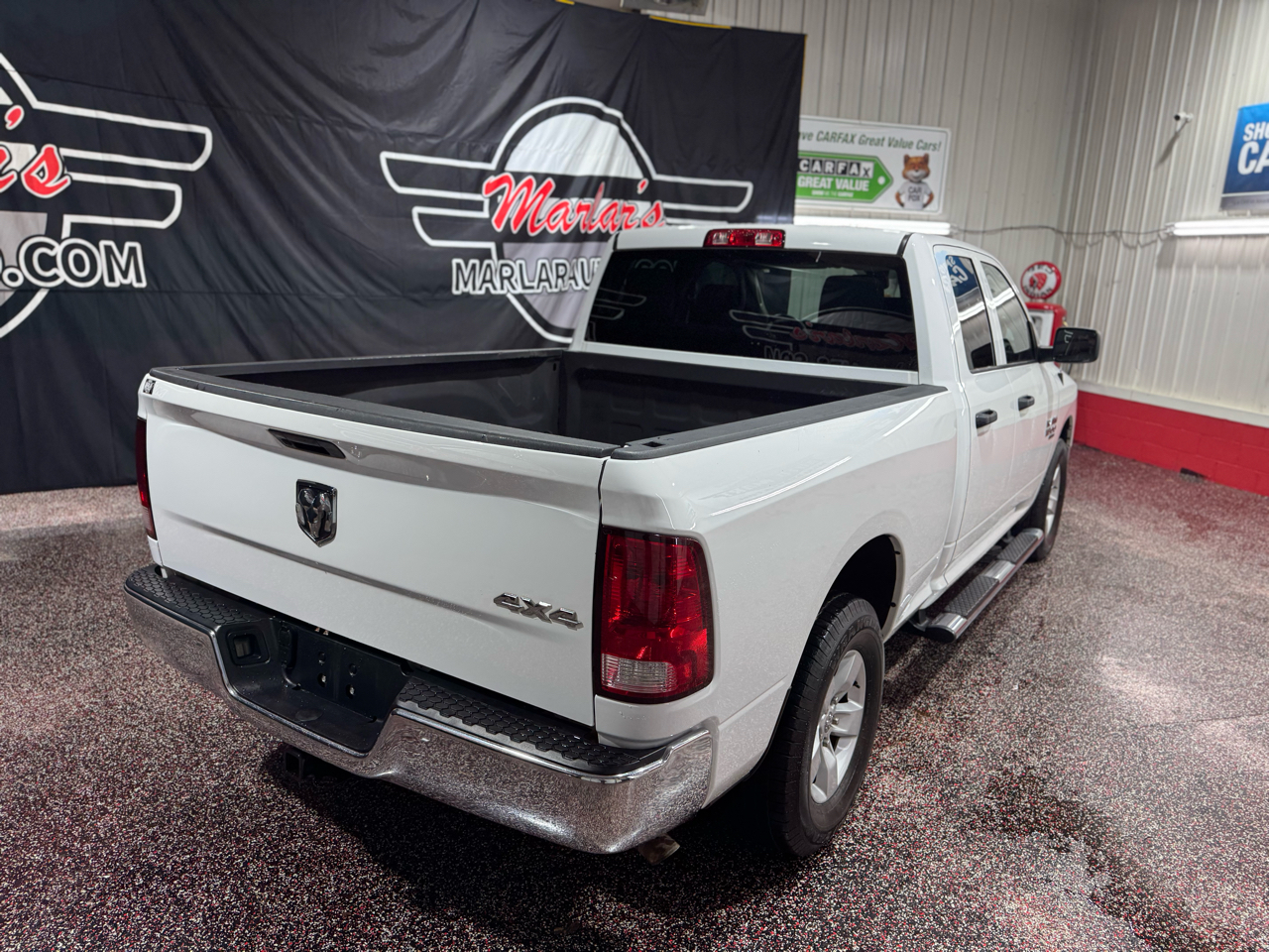 RAM 1500 Classic Tradesman 4x4 Quad Cab 6'4" Box 2019