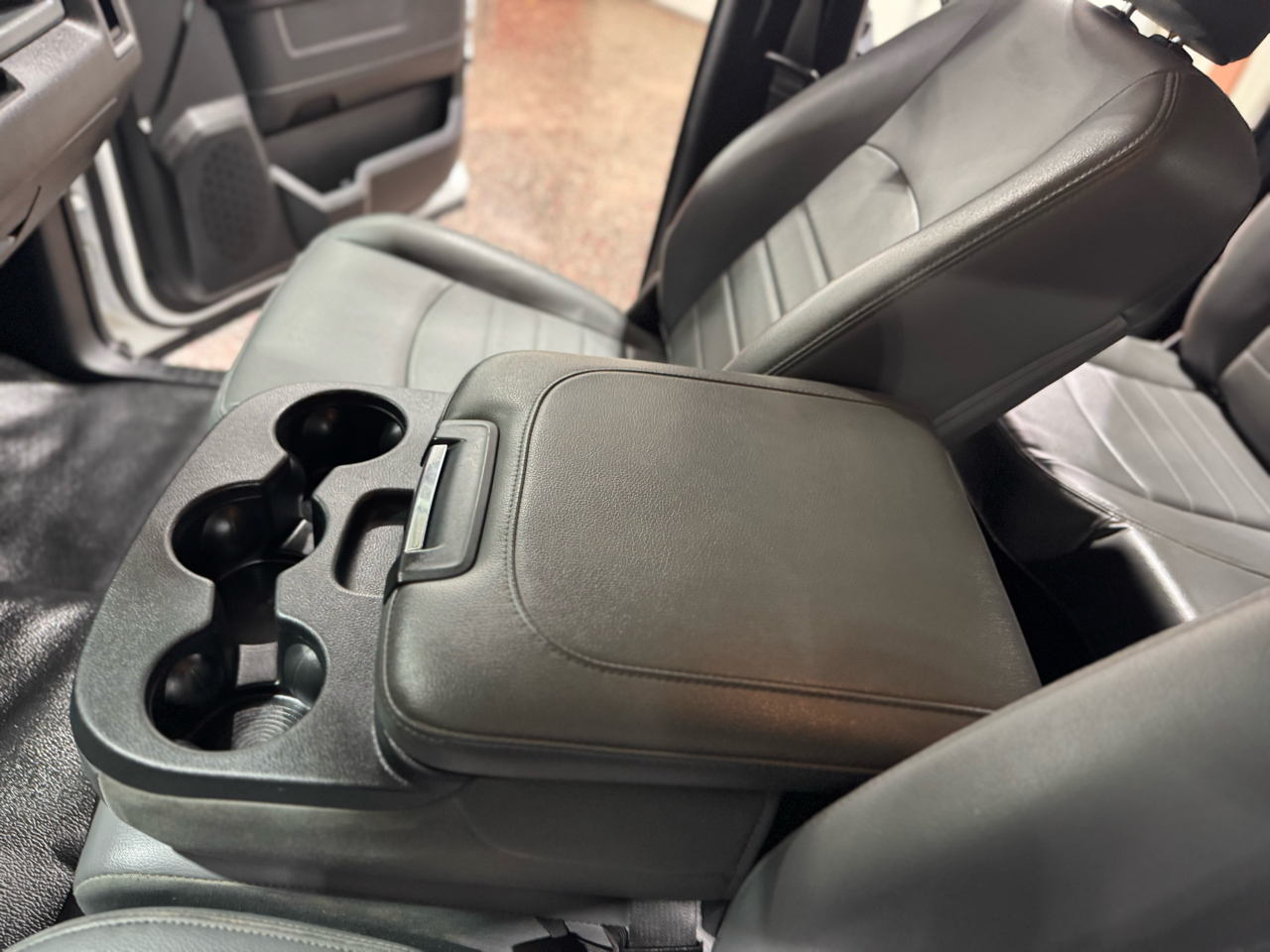 RAM 1500 Classic Tradesman 4x4 Quad Cab 6'4" Box 2019