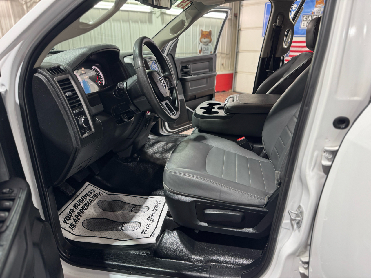 RAM 1500 Classic Tradesman 4x4 Quad Cab 6'4" Box 2019