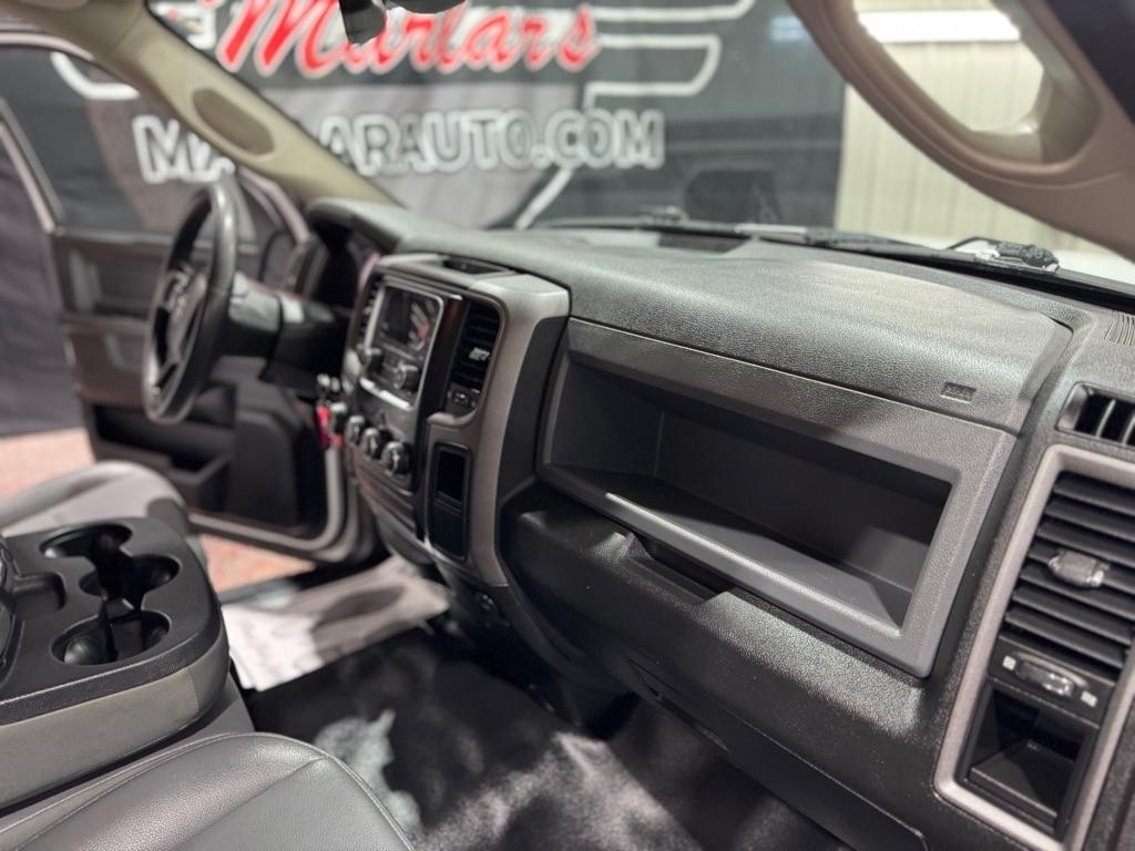 RAM 1500 Classic Tradesman 4x4 Quad Cab 6'4" Box 2019