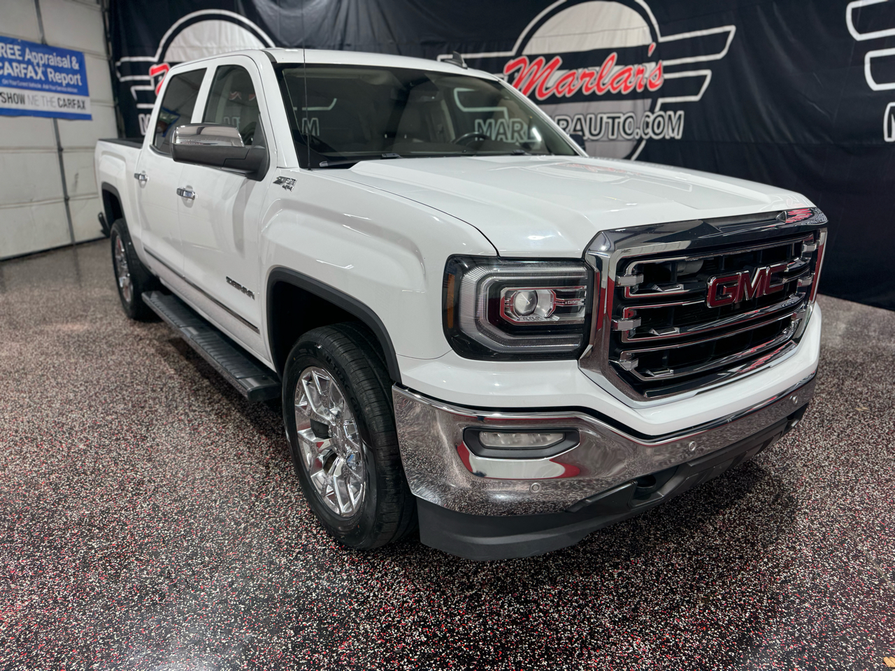 GMC Sierra 1500 4WD Crew Cab 143.5" SLT 2016