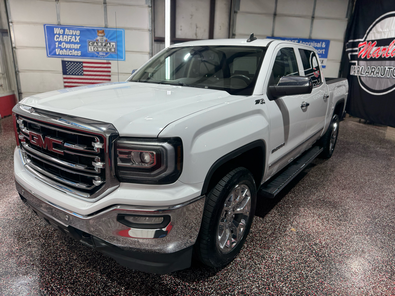 GMC Sierra 1500 4WD Crew Cab 143.5" SLT 2016