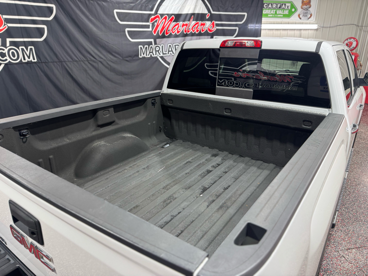 GMC Sierra 1500 4WD Crew Cab 143.5" SLT 2016