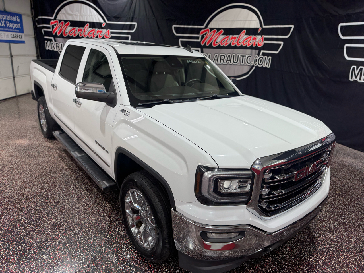 GMC Sierra 1500 4WD Crew Cab 143.5" SLT 2016