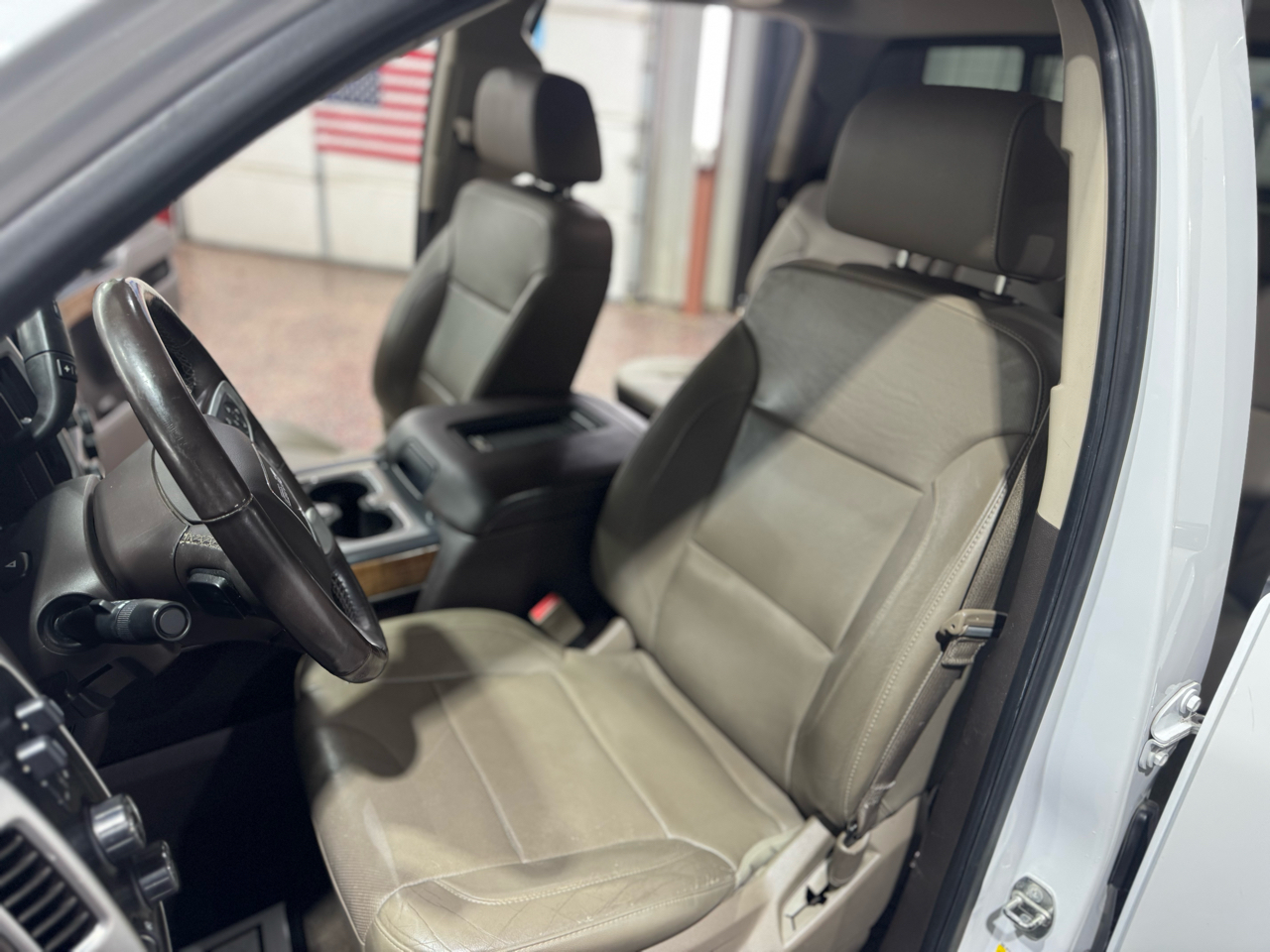 GMC Sierra 1500 4WD Crew Cab 143.5" SLT 2016