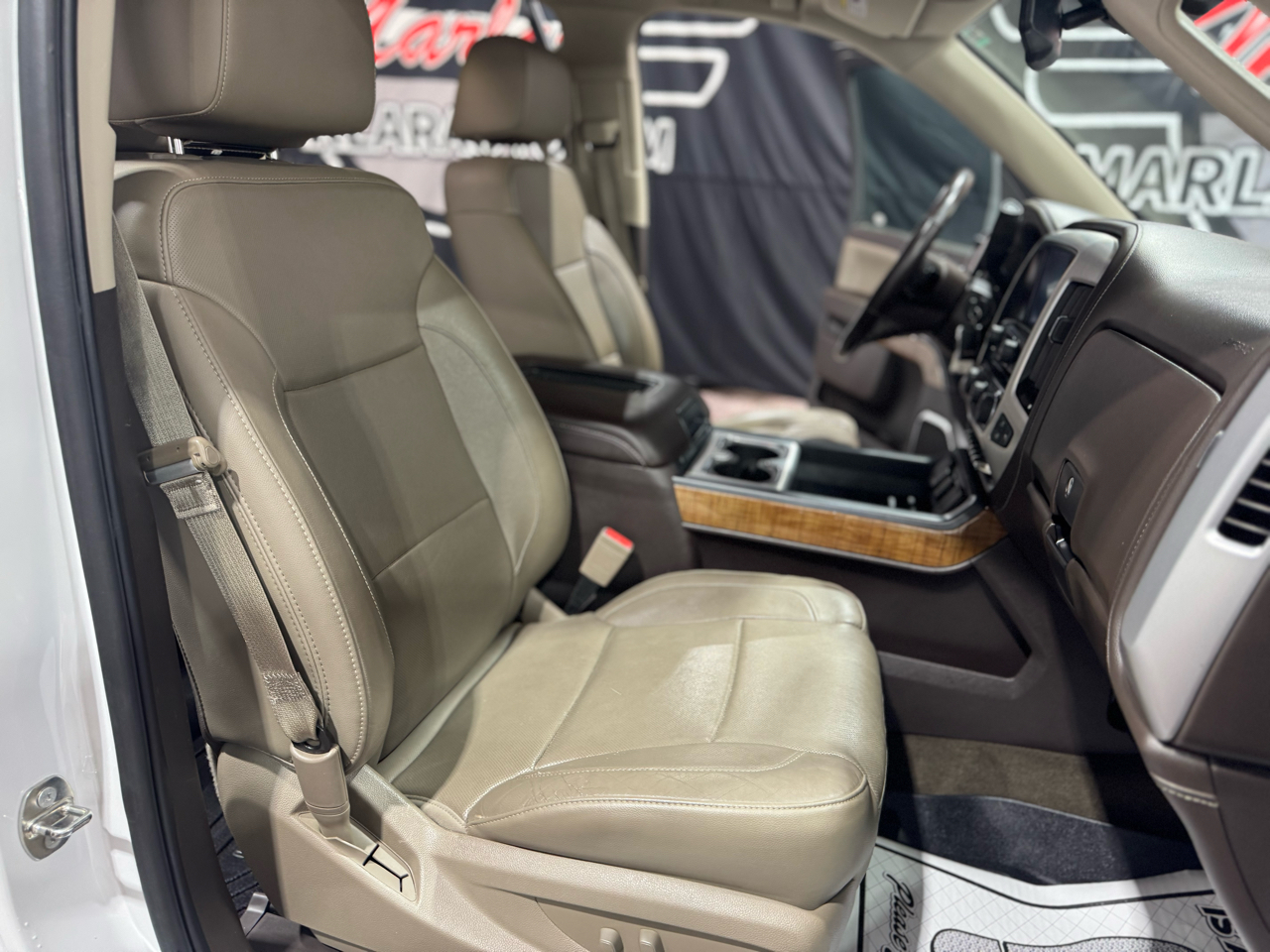 GMC Sierra 1500 4WD Crew Cab 143.5" SLT 2016