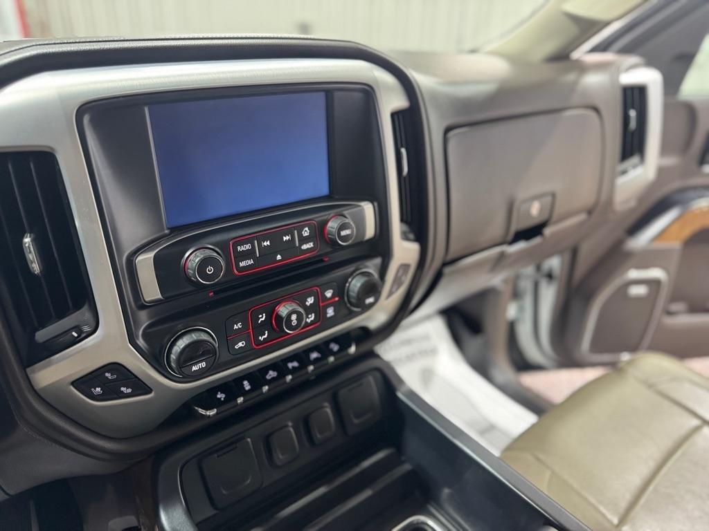 GMC Sierra 1500 4WD Crew Cab 143.5" SLT 2016