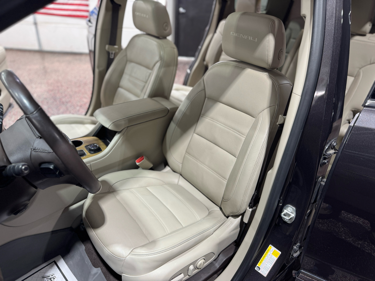 GMC Acadia AWD 4dr Denali 2019