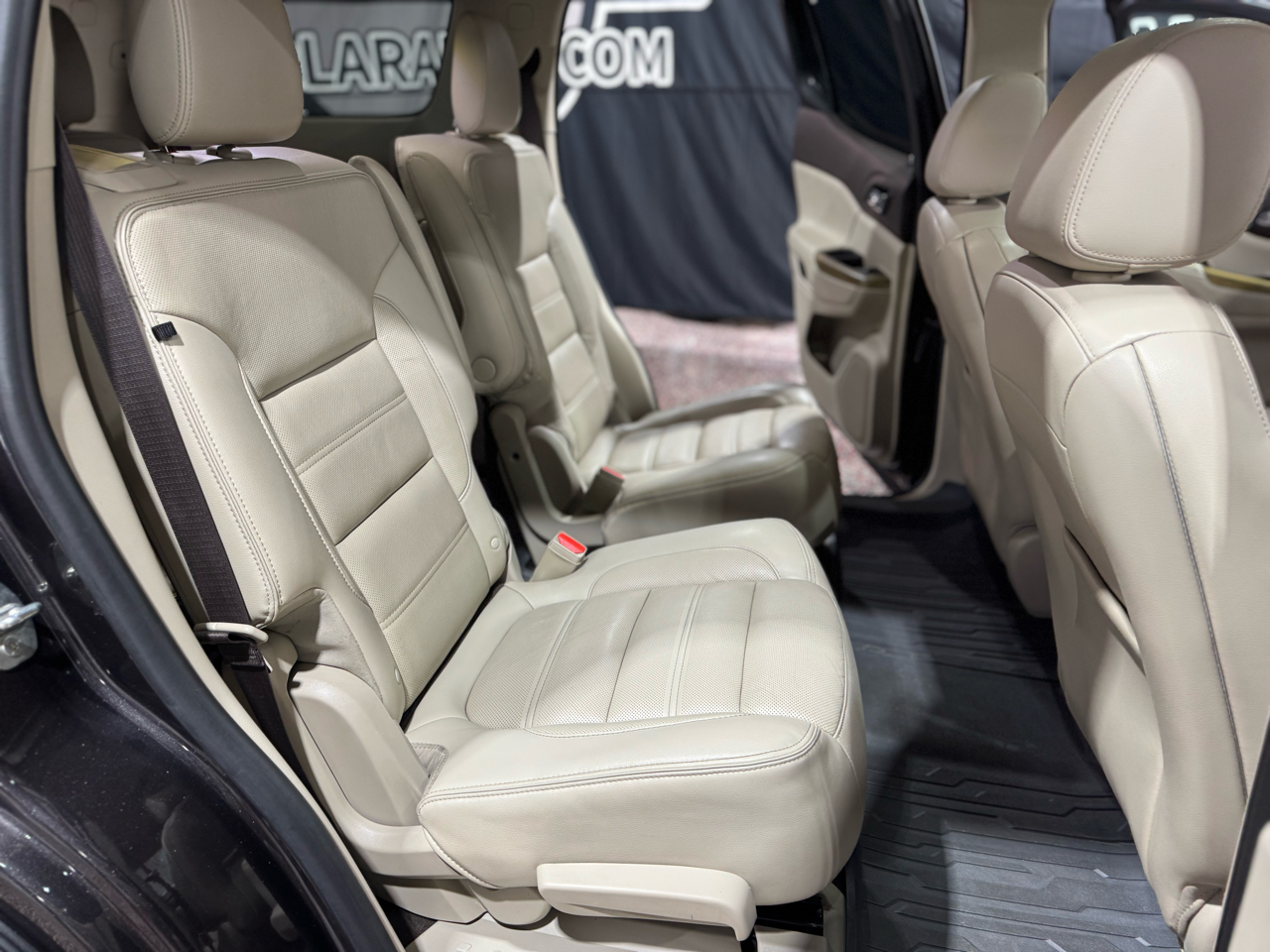 GMC Acadia AWD 4dr Denali 2019