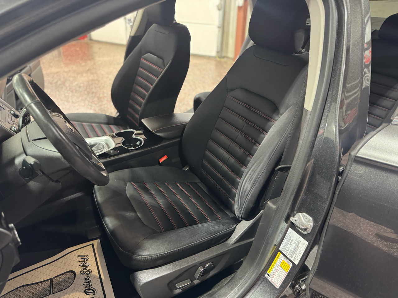 Ford Fusion 4dr Sdn SE FWD 2015