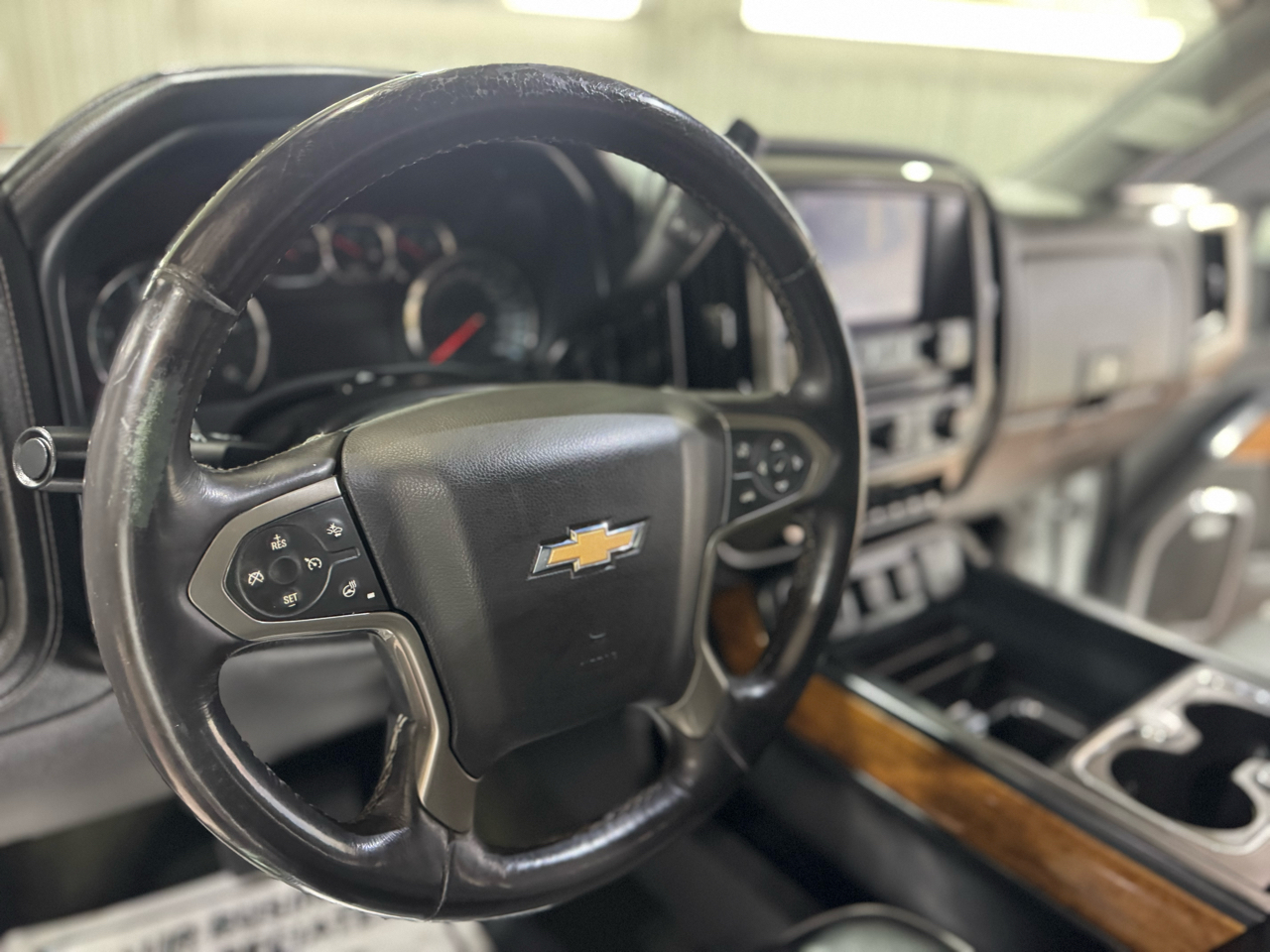 Chevrolet Silverado 2500HD 4WD Crew Cab 153.7" High Country 2017