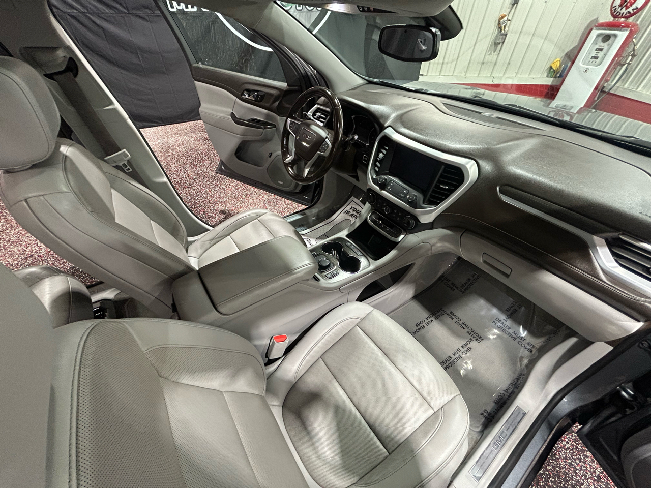 GMC Acadia FWD 4dr SLT 2020