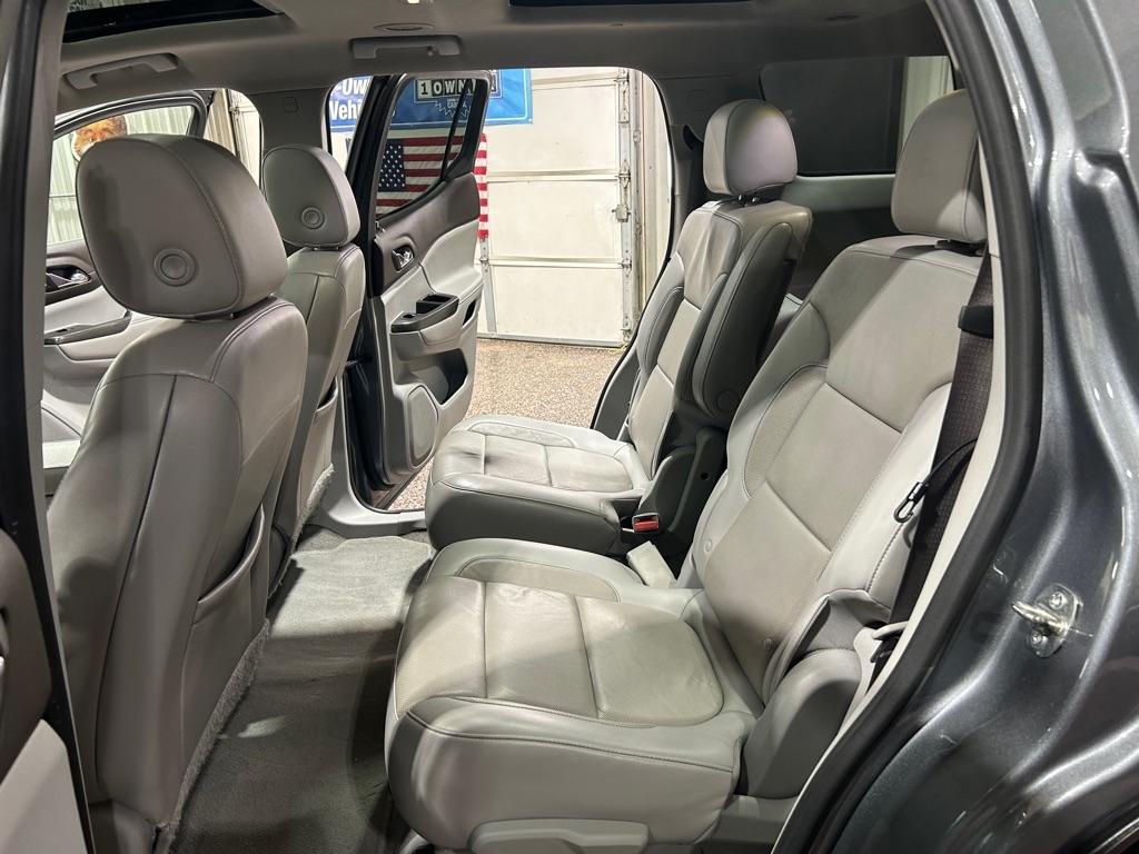 GMC Acadia FWD 4dr SLT 2020