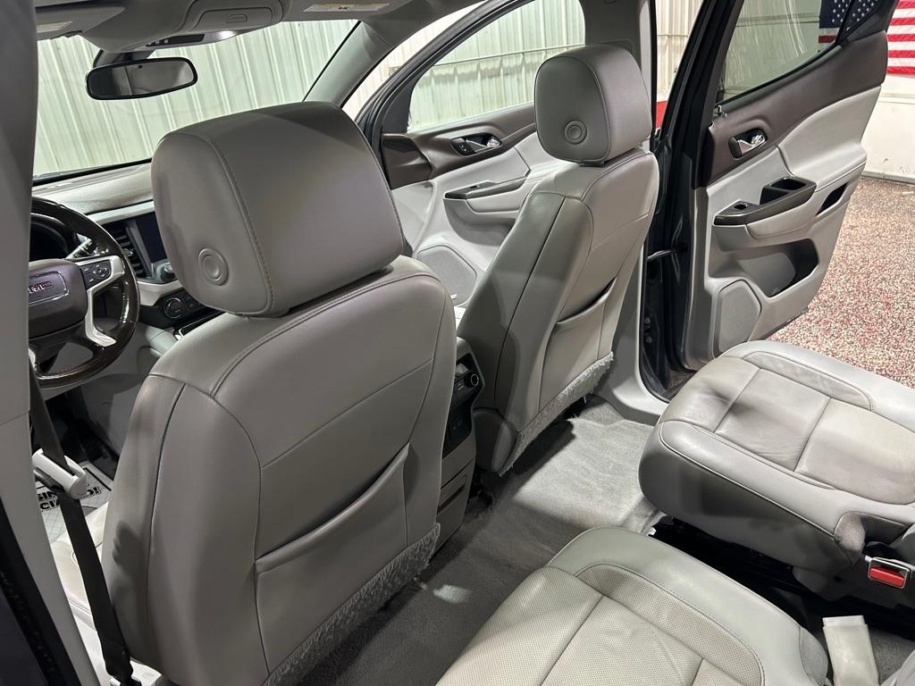 GMC Acadia FWD 4dr SLT 2020