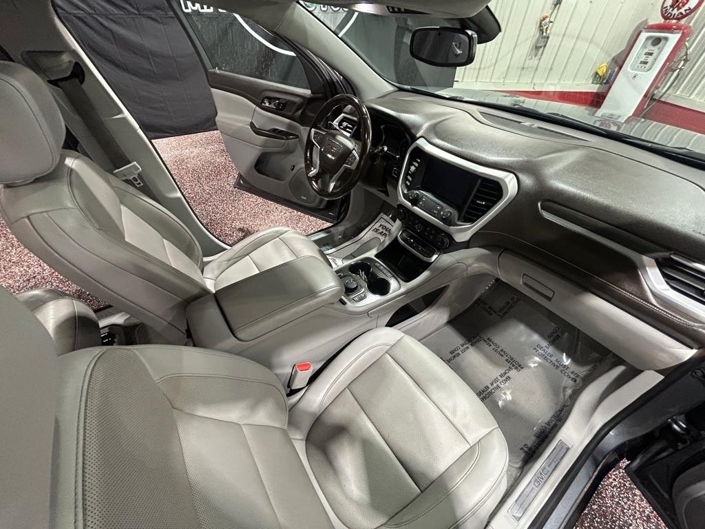 GMC Acadia FWD 4dr SLT 2020